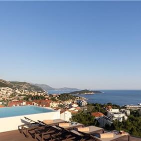 6 Bedroom Villa with Heated Infinity Pool and Sea Views in Dubrovnik, Sleeps 12